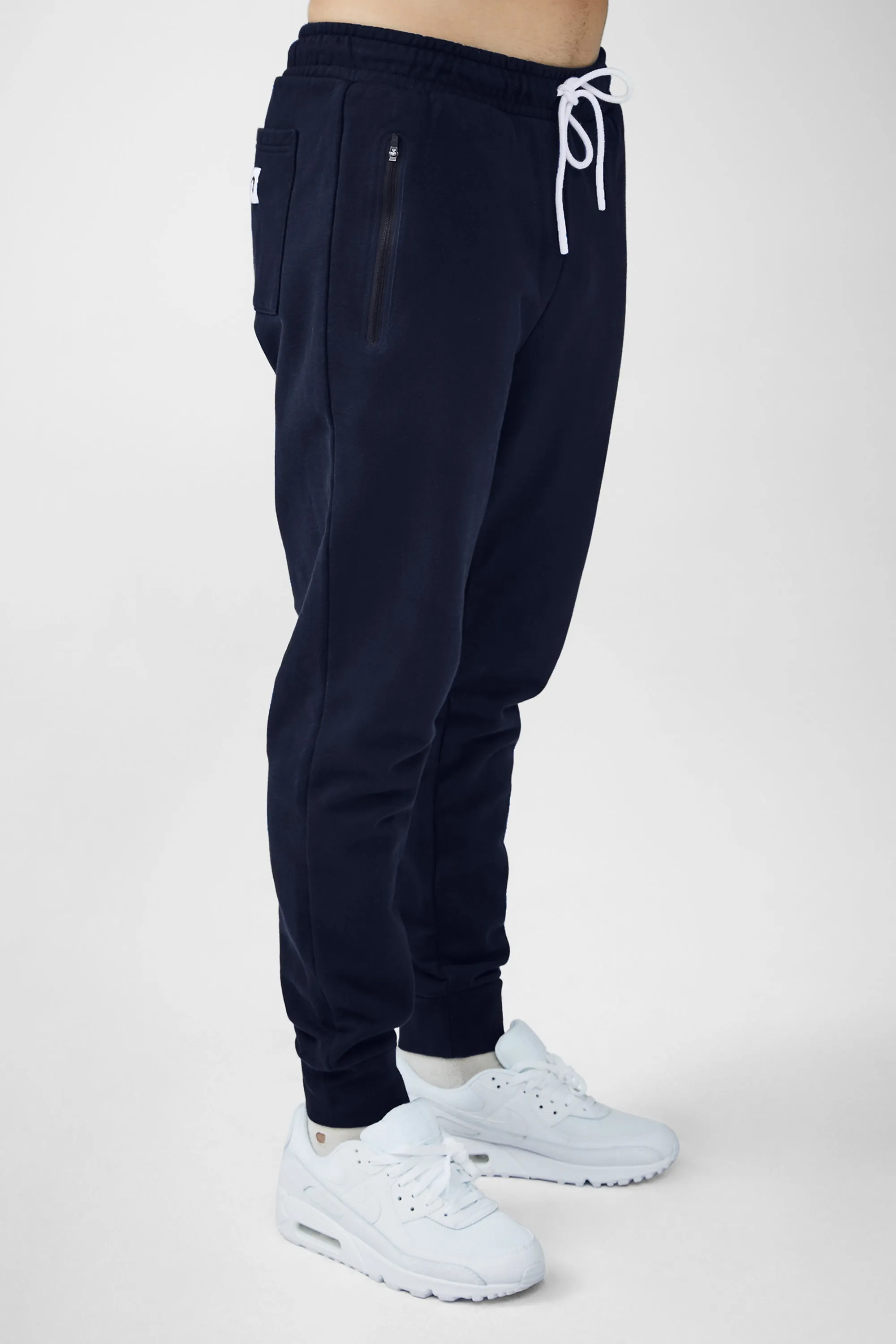 BASIC CREST JOGGER