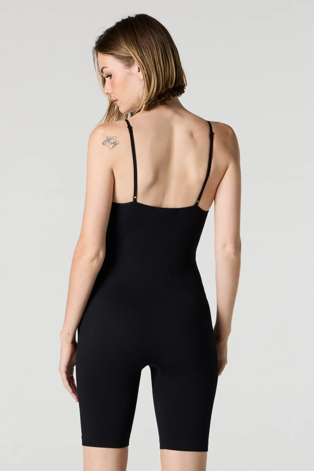 Camisole-barboteuse côtelée sans couture à col rond