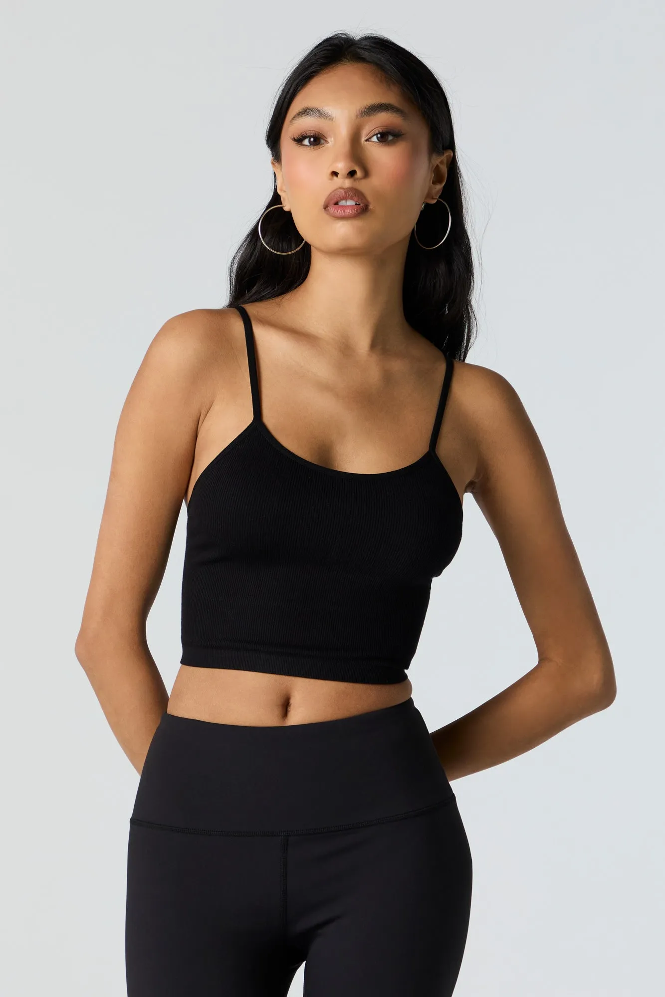 Camisole côtelé courte sans couture à encolure dégagée