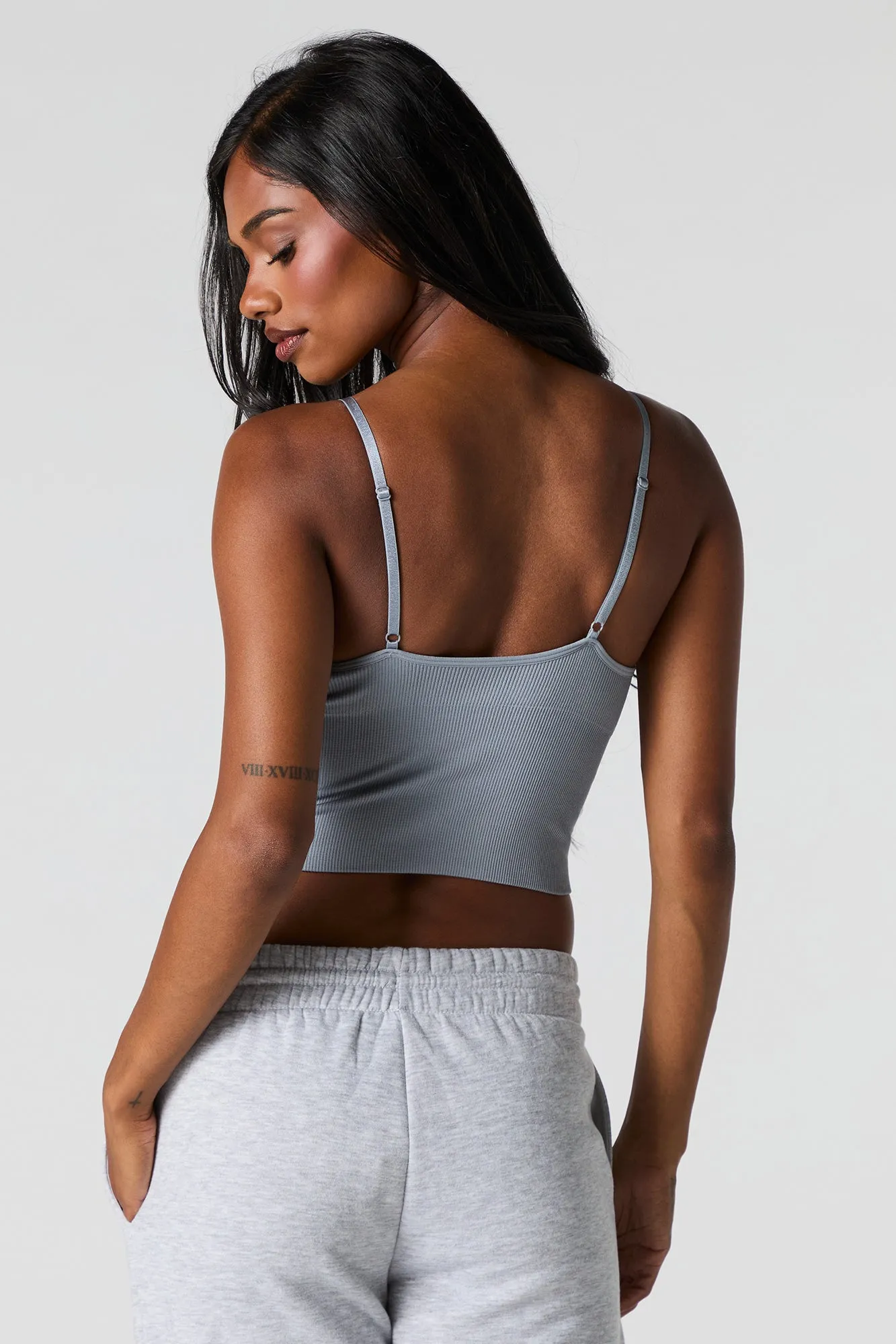 Camisole côtelé sans couture à encolure en V avec bonnets intégrés