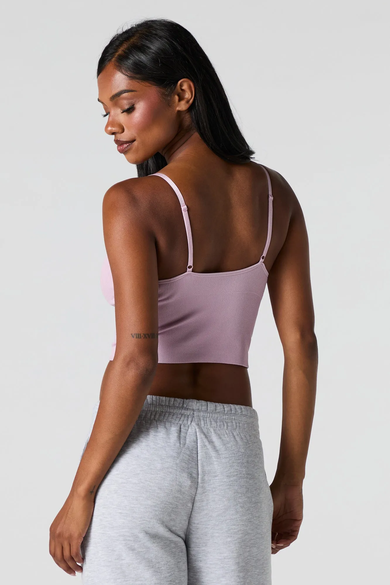 Camisole côtelé sans couture à encolure en V avec bonnets intégrés