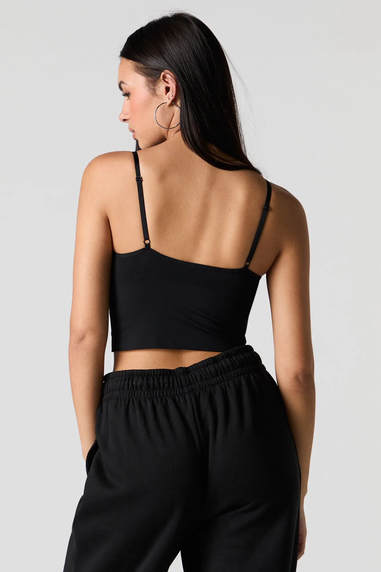 Camisole sans couture avec bonnets intégrés et encolure en V