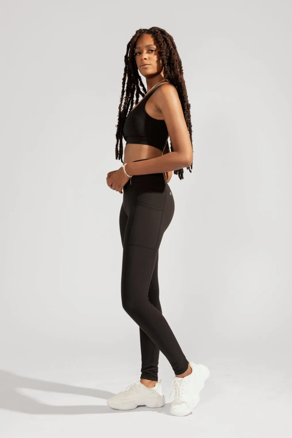 Crisscross Hourglass® Leggings with Pockets - Black