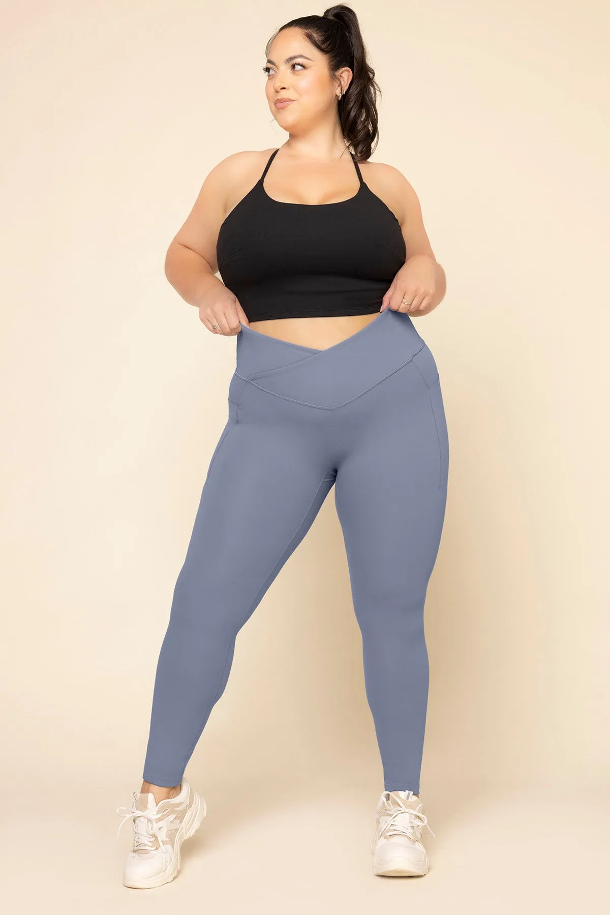 Crisscross Hourglass® Leggings with Pockets - Blue Mist