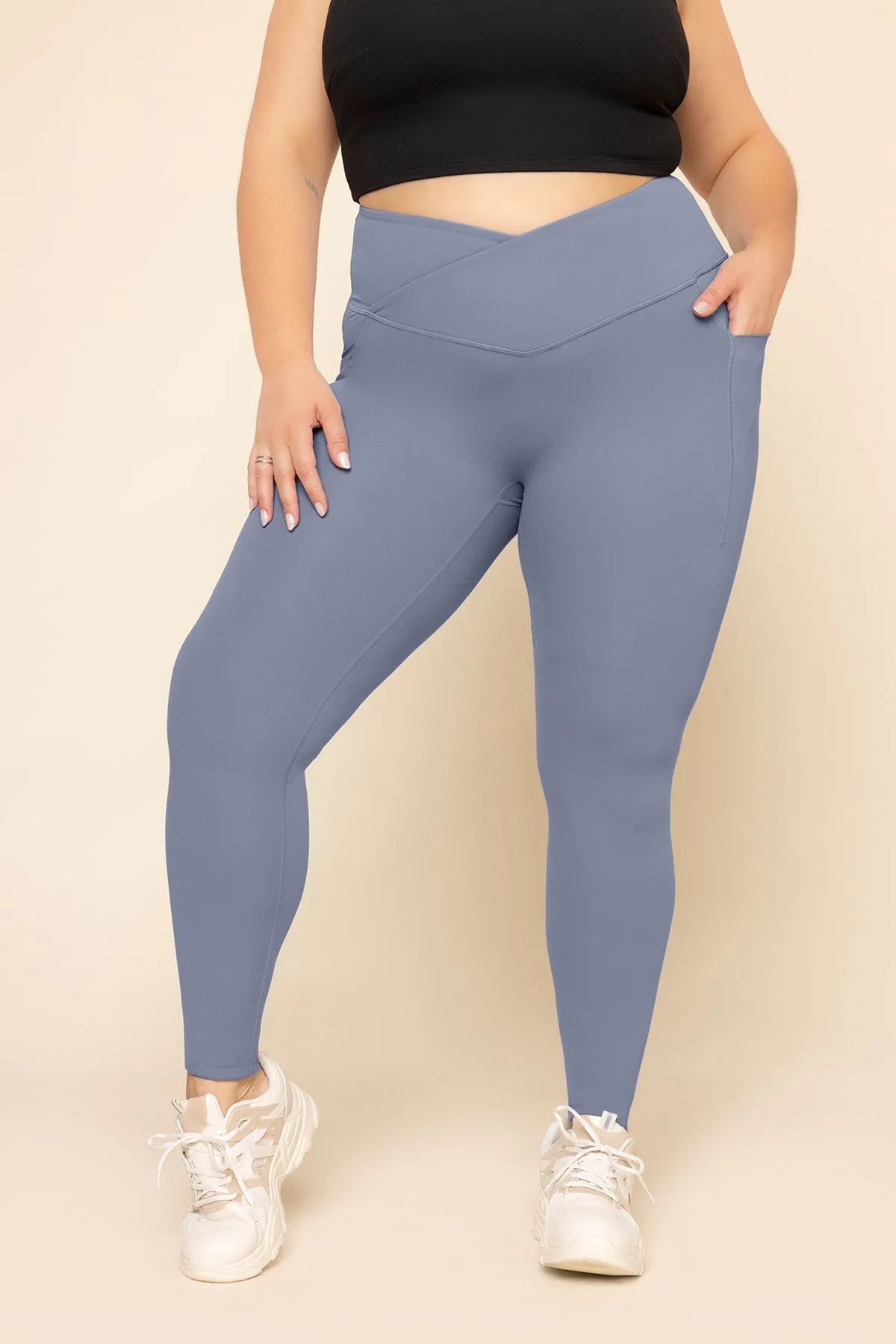 Crisscross Hourglass® Leggings with Pockets - Blue Mist