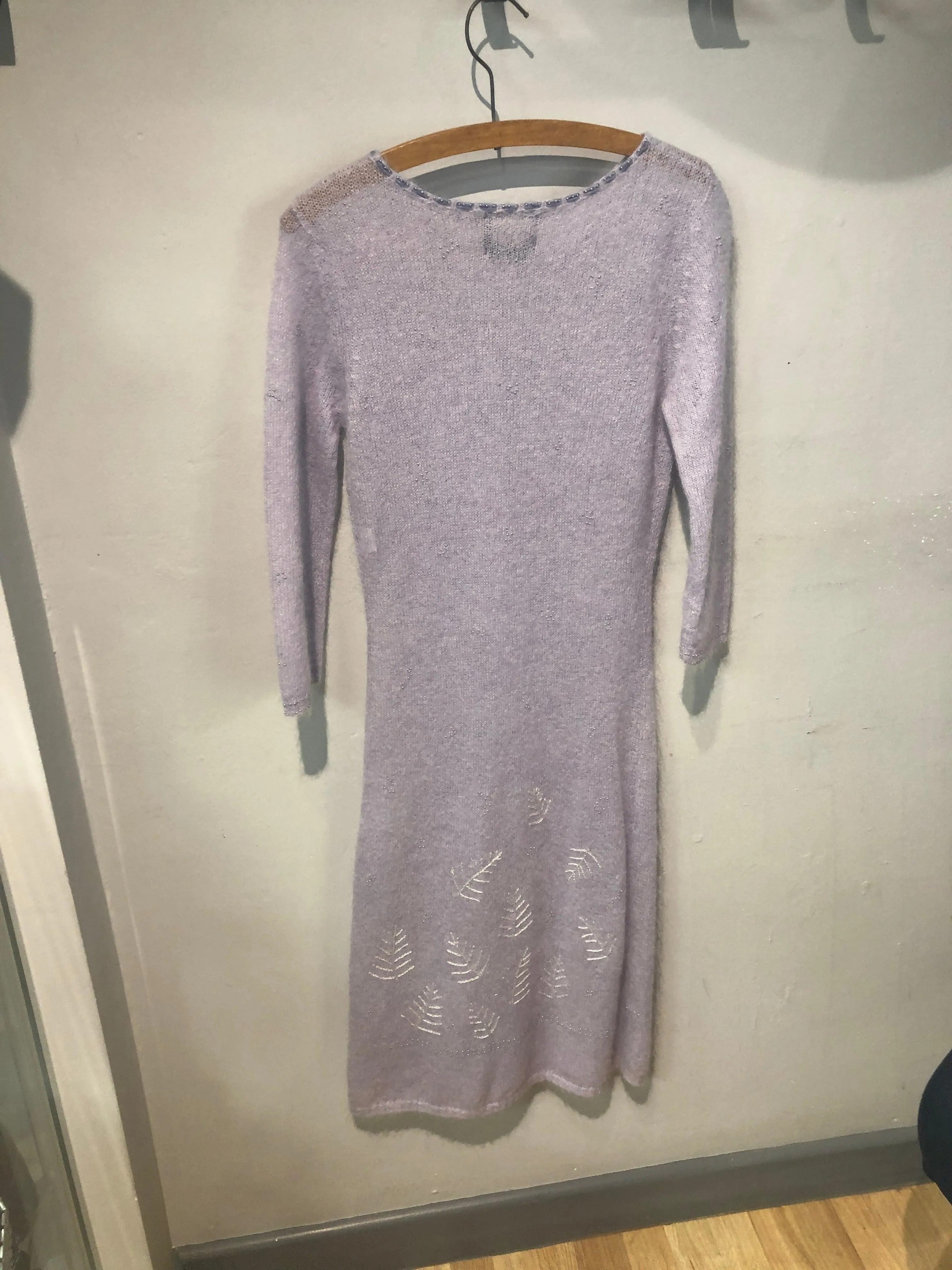 Kay Unger fine mohair lilac dress with silver embroidered leaves. Size M