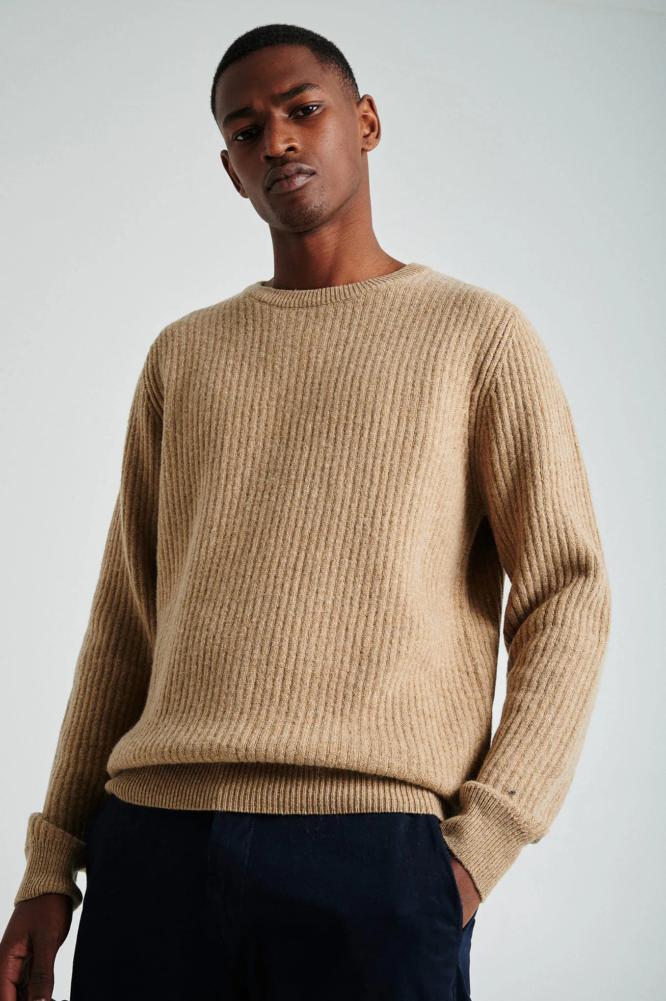 Men's long sleeve crew neck ribbed sweater