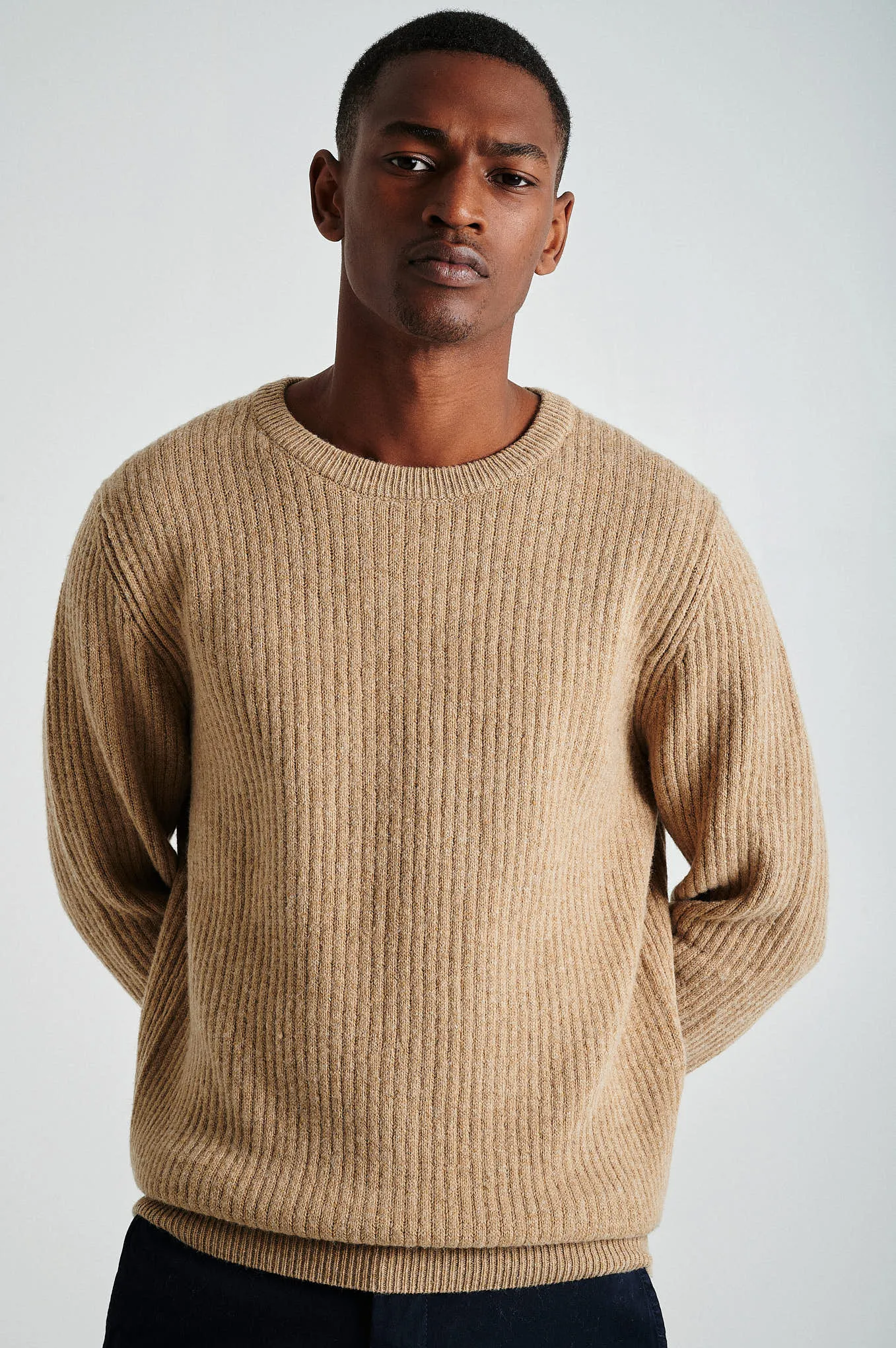 Men's long sleeve crew neck ribbed sweater