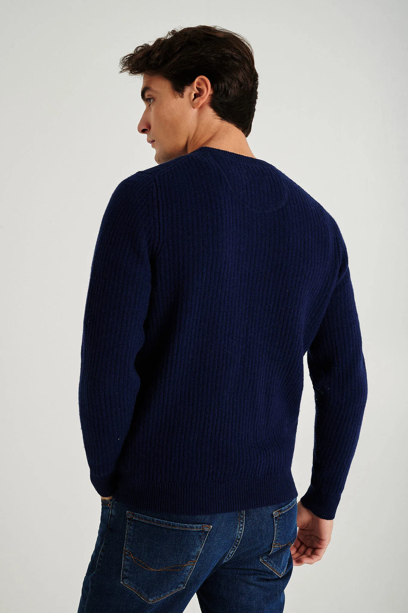 Men's long sleeve crew neck ribbed sweater