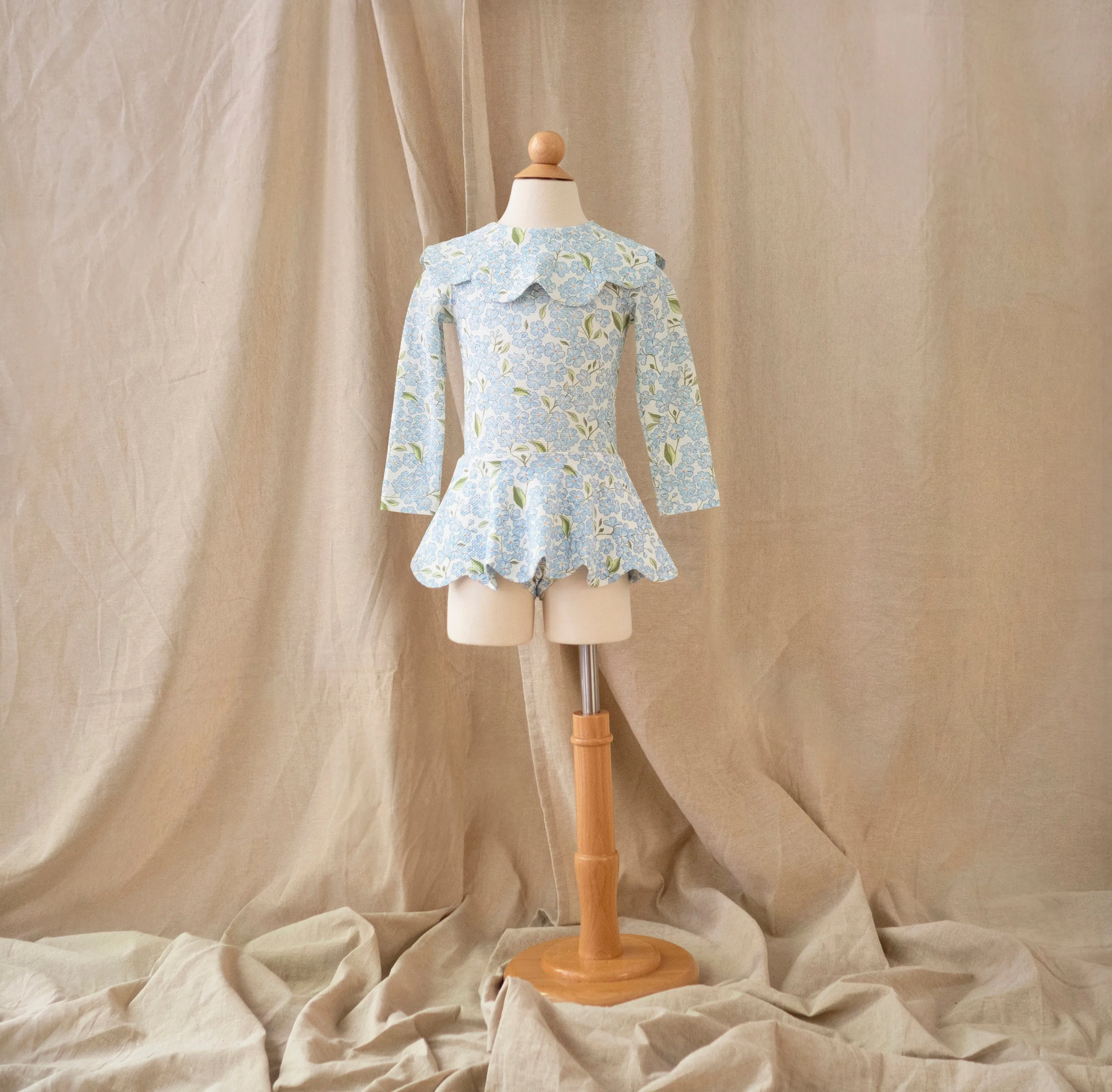 Petal Rashguard · Hydrangea