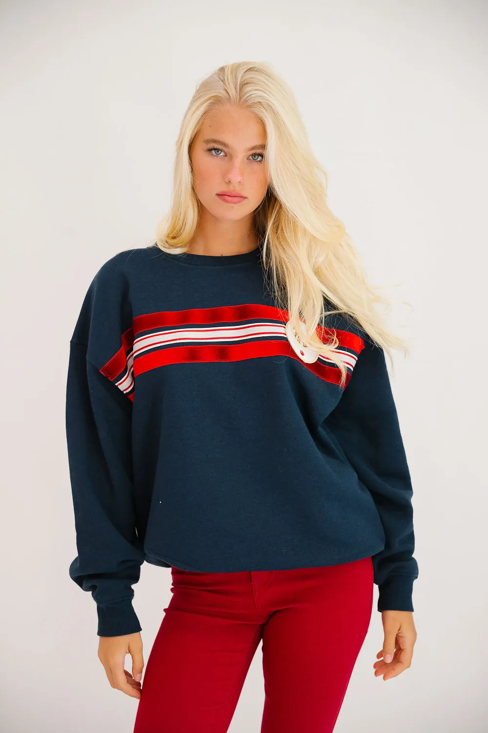 REINDEER SEASON NAVY PULLOVER