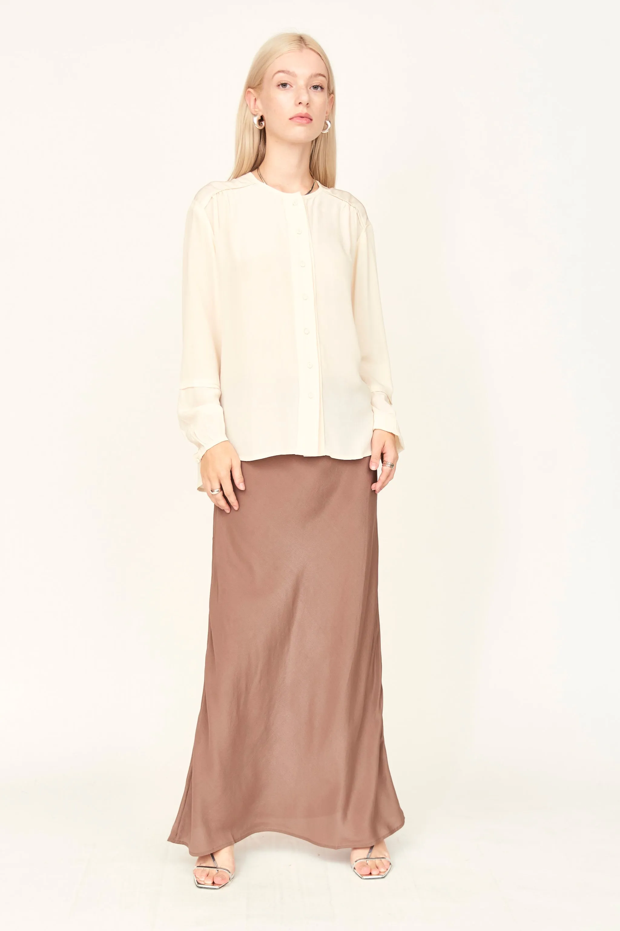 Santander Skirt in Taupe