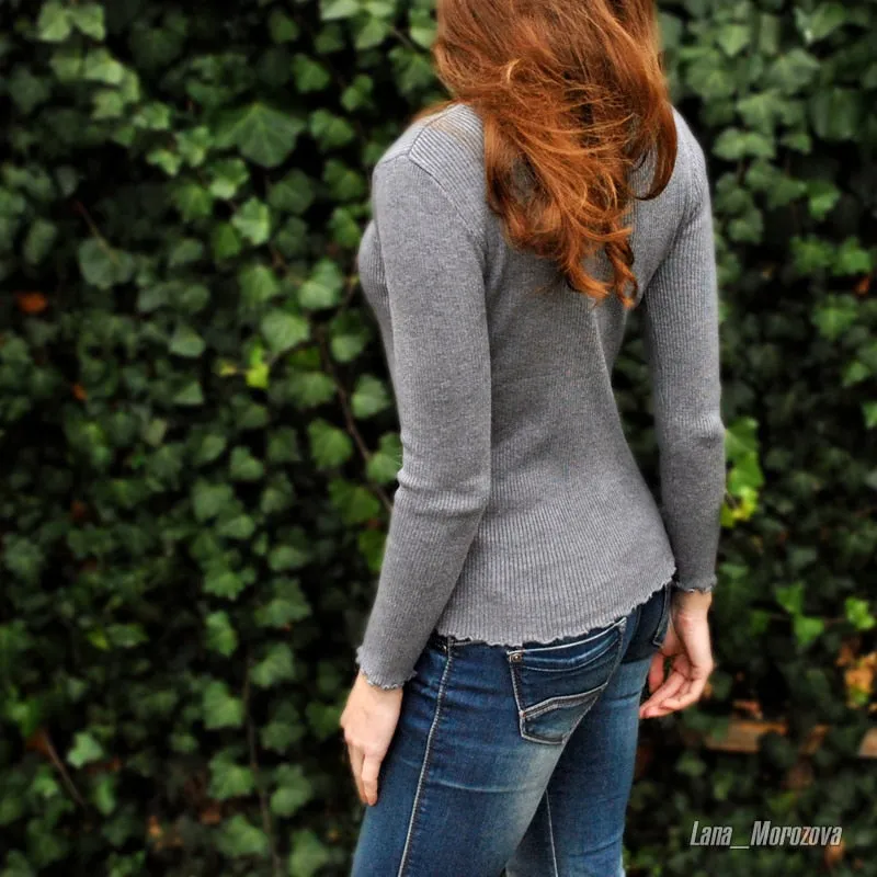 VenusFox Round Neck Knitted Sweater