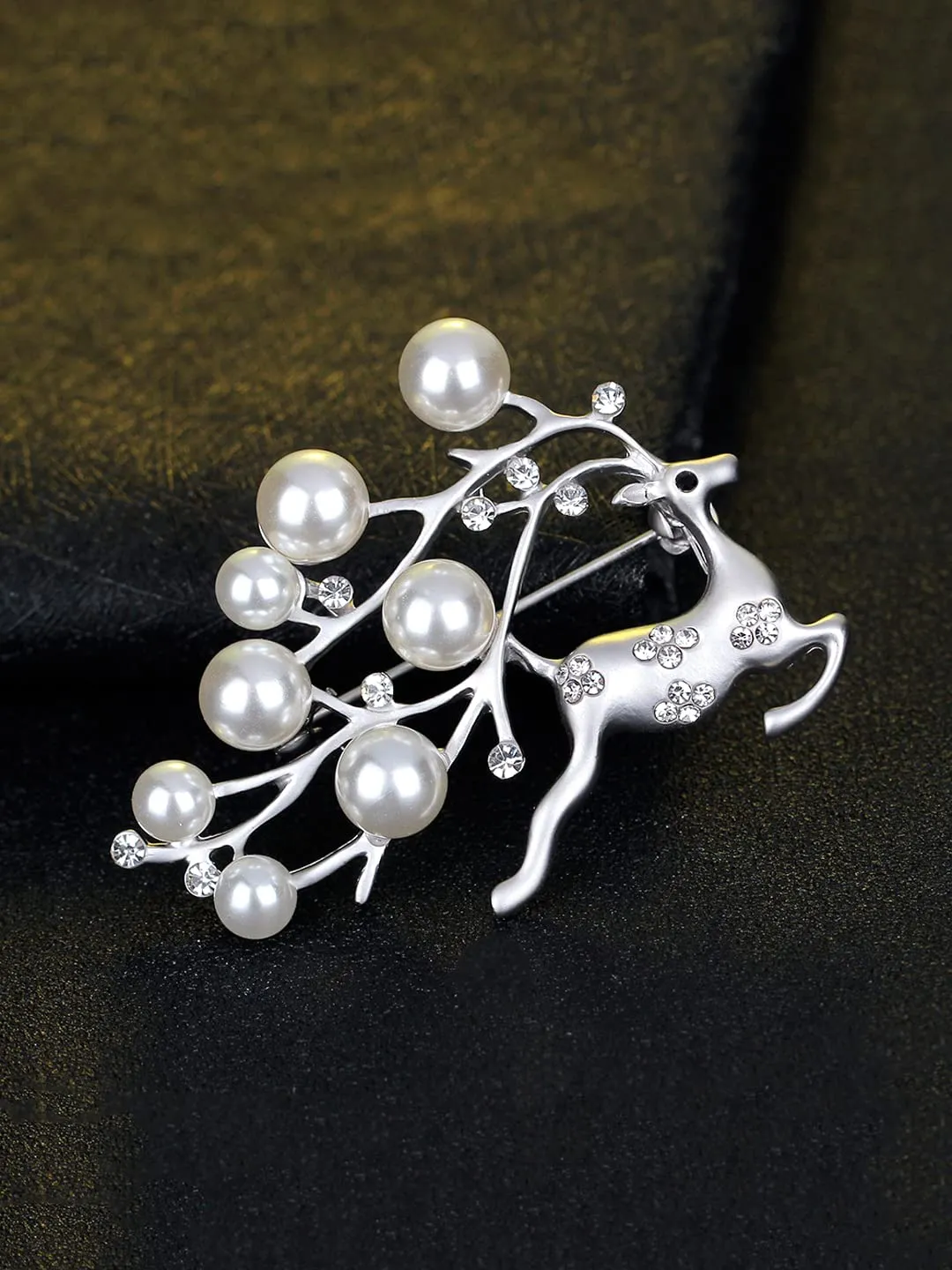 Yellow Chimes Deer Brooch for Women Elegant Shawl Sweater Clip Silver Plated Beautiful Pearl Studded Deer Design Brooch for Women and Girls